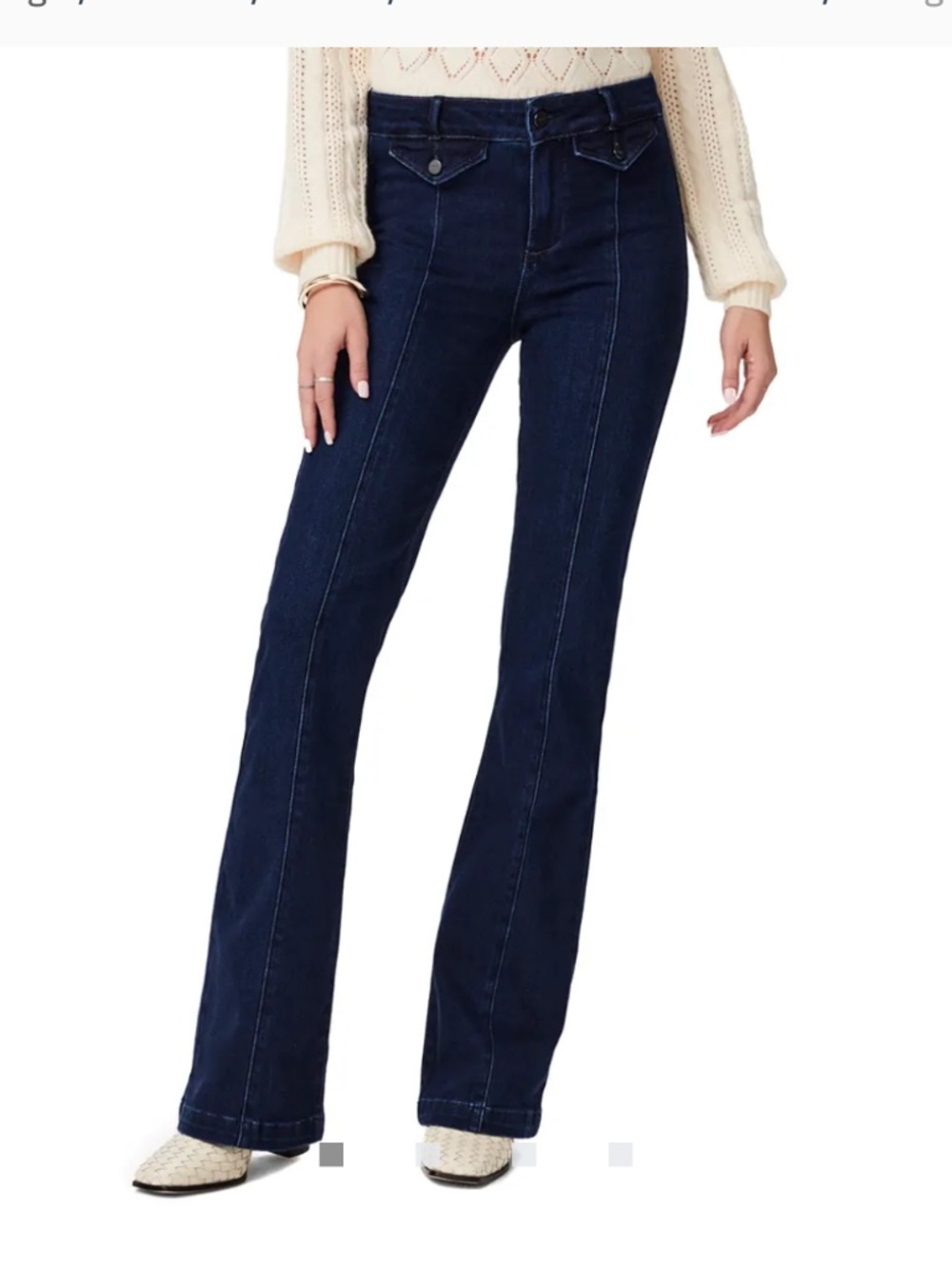 PAIGE Jeans High Rise Laurel Canyon Navy Flared size 32with Center Seam Detail